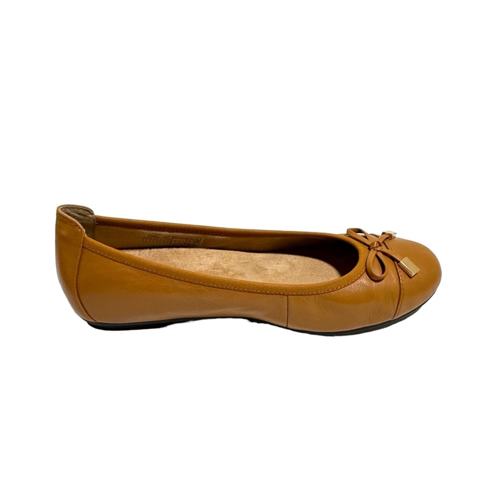 VIONIC Womans Flats Klara Leather Sz 7 Square Cap Toe Tied Bow Gold Tips Slip On